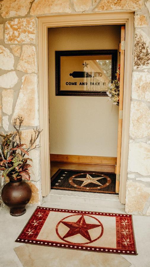 Casa Del Rio Bed And Breakfast Бастроп Екстериор снимка